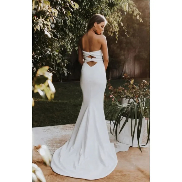 Katie May x Noel Jean Divinity Gown Ivory White Size M - Picture 1 of 11